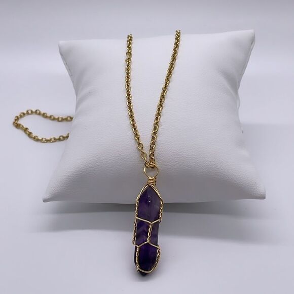 NWT Wool + Pepper Co. Amethyst Crystal & Gold Necklace - PROTECTION - Picture 5 of 6